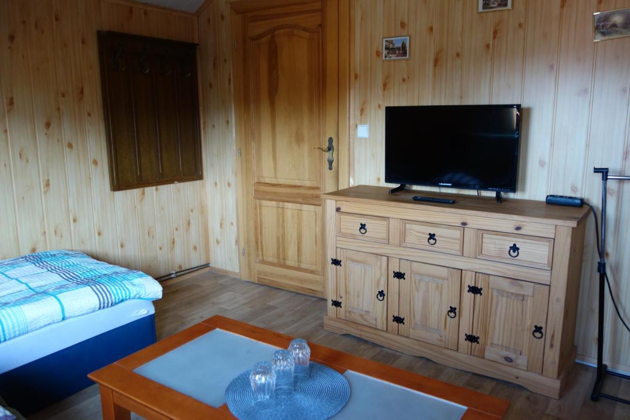 Pod Lipou Hotell Dolní Brusnice Exteriör bild
